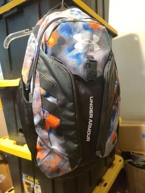 Under Armour Hustle Pro Men's Multicolor Camo Backpack - Blue/Orange/Gray